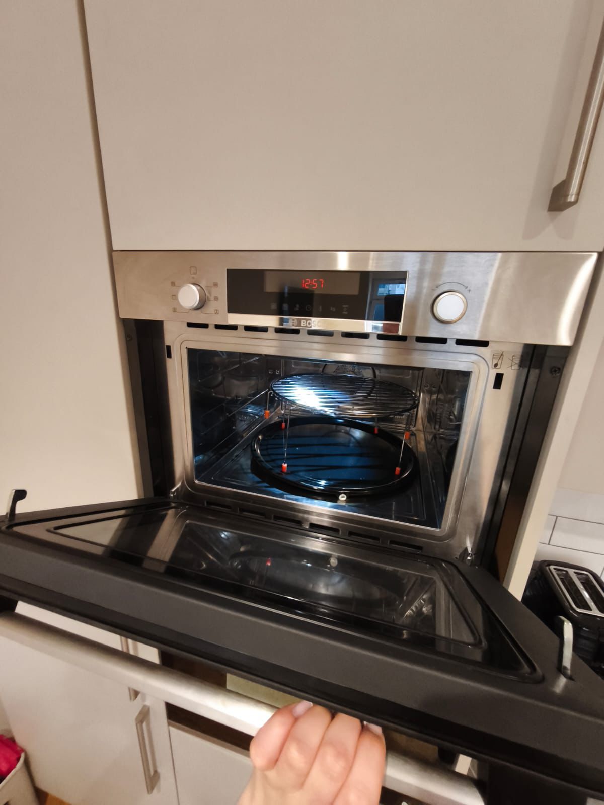 Modern 2-Bed Flat in Central London - Image 17