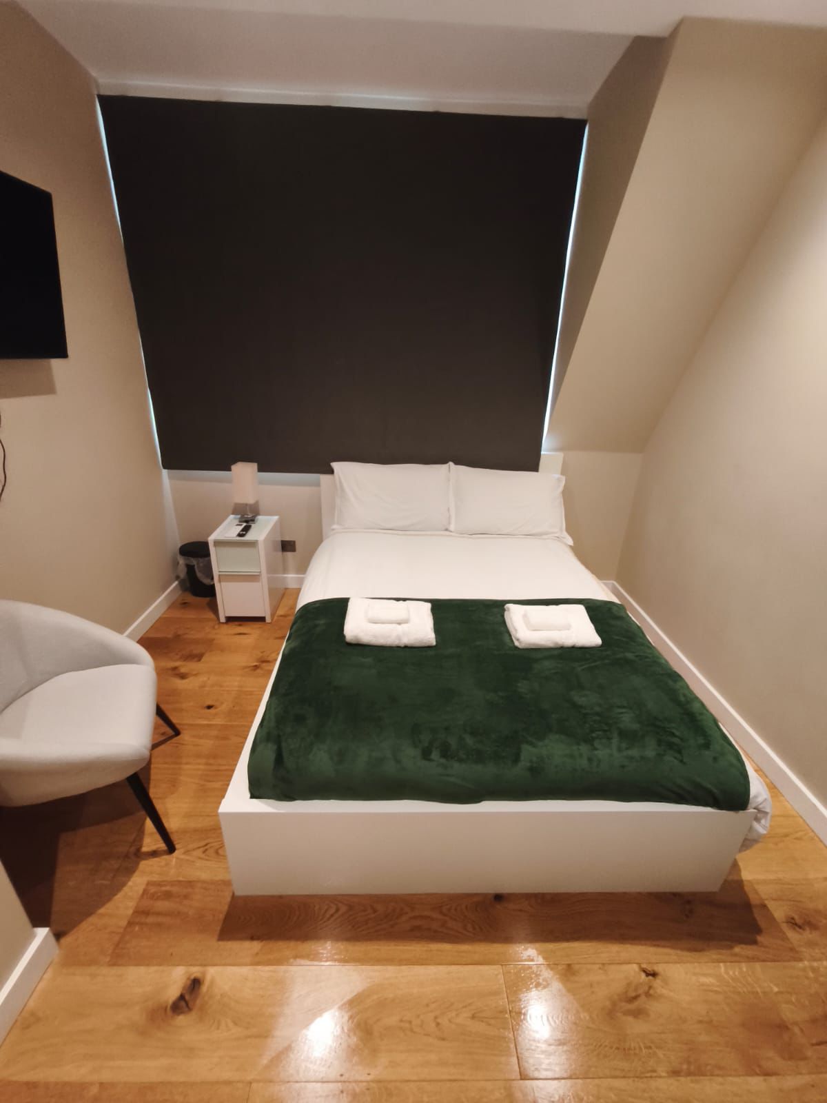 Modern 2-Bed Flat in Central London - Image 13