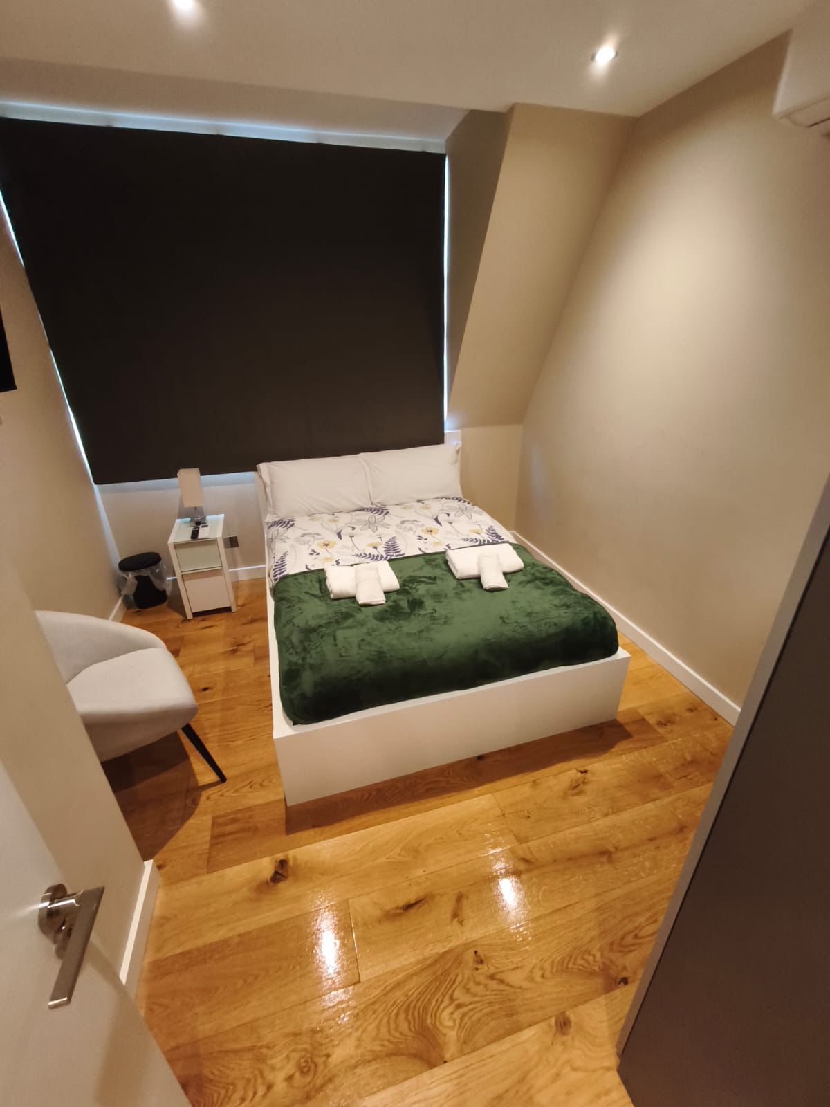 Modern 2-Bed Flat in Central London - Image 10