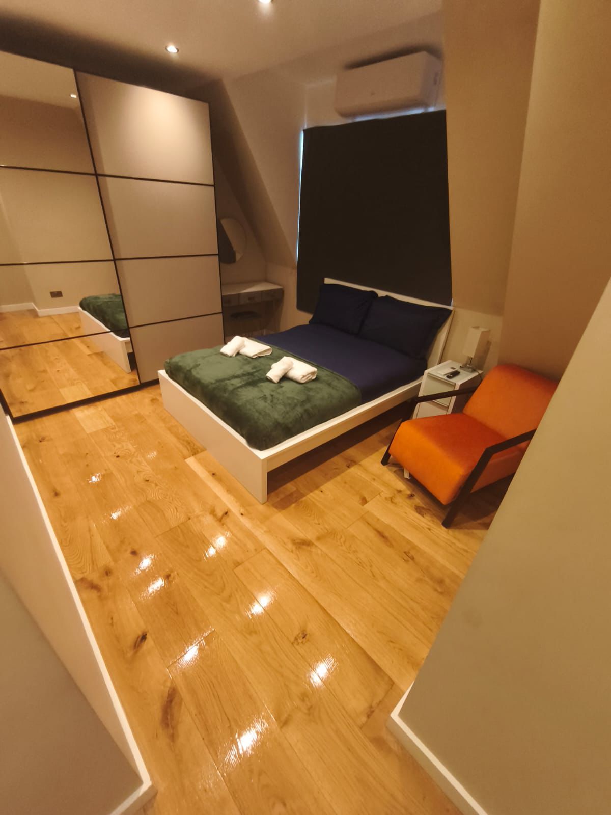 Modern 2-Bed Flat in Central London - Image 5